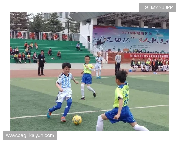 法甲俱乐部社区活动升温，青少年训练营参与度创新高